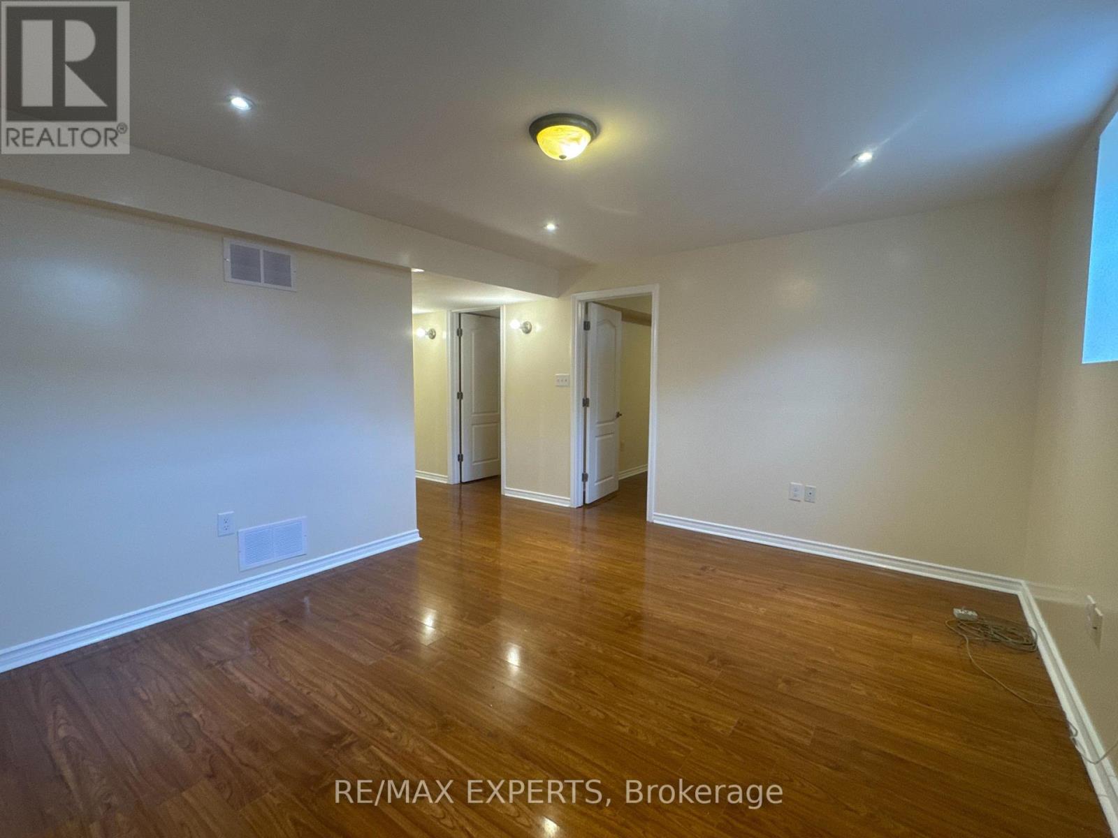 (Basement) - 5 Cadillac Crescent, Brampton, Ontario  L7A 3B3 - Photo 10 - W12632676