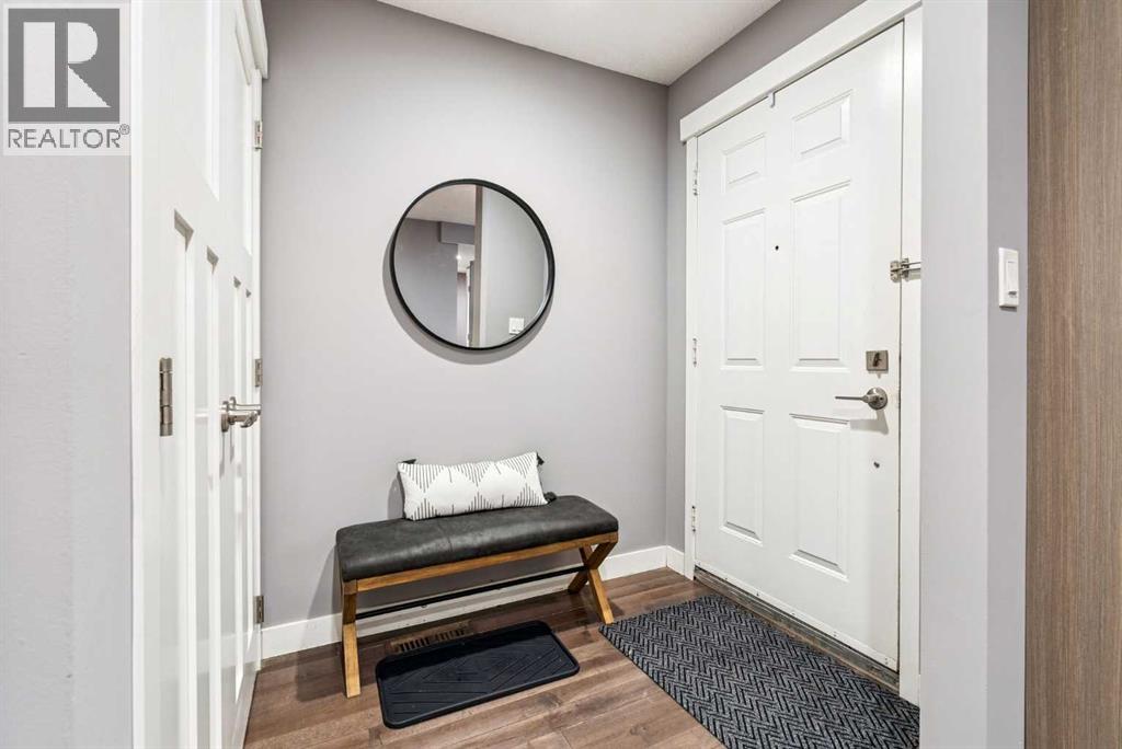 15, 803 Varsity Estates Drive Nw, Calgary, Alberta  T3B 4W5 - Photo 3 - A2270458