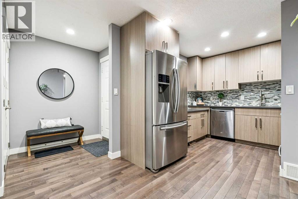 15, 803 Varsity Estates Drive Nw, Calgary, Alberta  T3B 4W5 - Photo 7 - A2270458