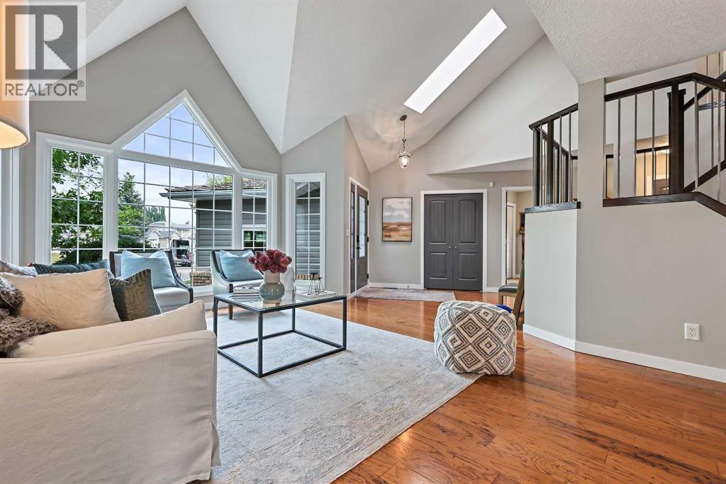 33 Sunset Crescent, Okotoks, Alberta T1S 1P3 - Photo 6 - A2272168