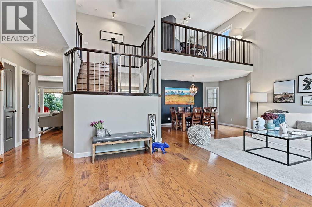 33 Sunset Crescent, Okotoks, Alberta T1S 1P3 - Photo 4 - A2272168