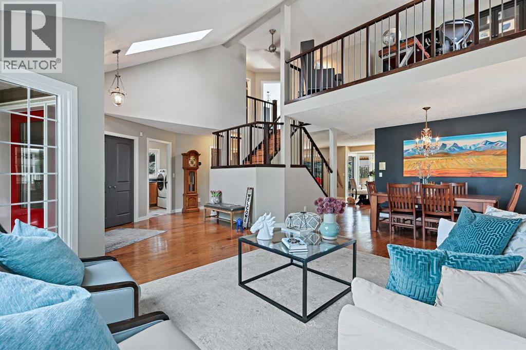 33 Sunset Crescent, Okotoks, Alberta T1S 1P3 - Photo 9 - A2272168