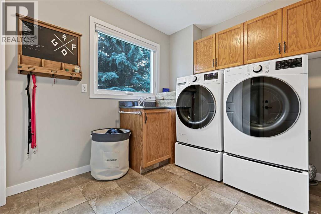 33 Sunset Crescent, Okotoks, Alberta T1S 1P3 - Photo 24 - A2272168