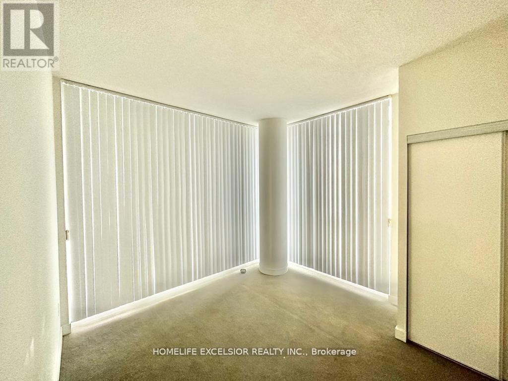 1909 - 29 Singer Court, Toronto, Ontario  M2K 0B3 - Photo 4 - C12632688