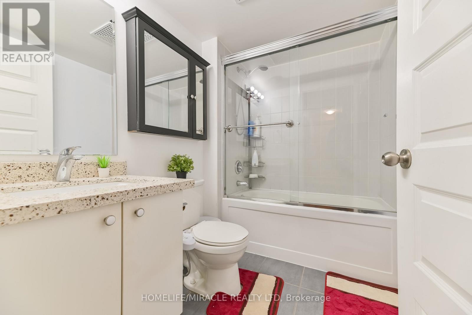 709 - 215 Queen Street E, Brampton, Ontario  L6W 0A9 - Photo 24 - W12632724