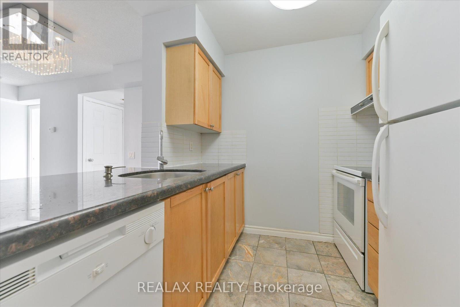 2005 - 155 Beecroft Road, Toronto, Ontario  M2N 7C6 - Photo 24 - C12632738