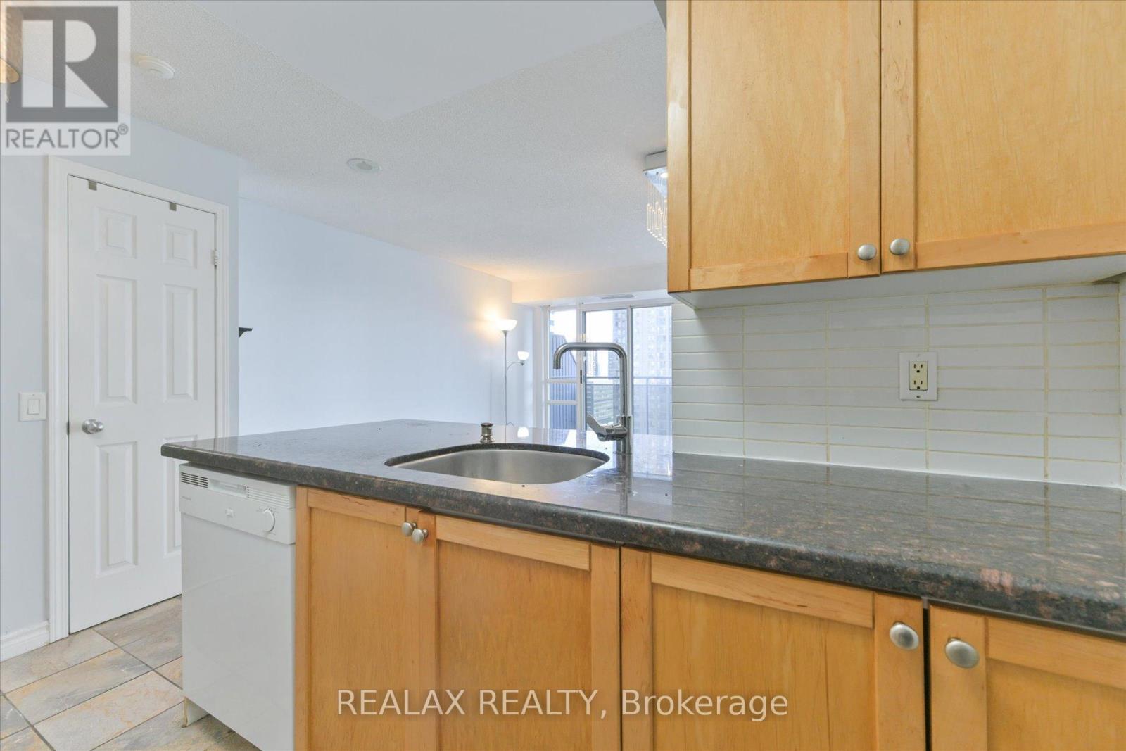 2005 - 155 Beecroft Road, Toronto, Ontario  M2N 7C6 - Photo 26 - C12632738