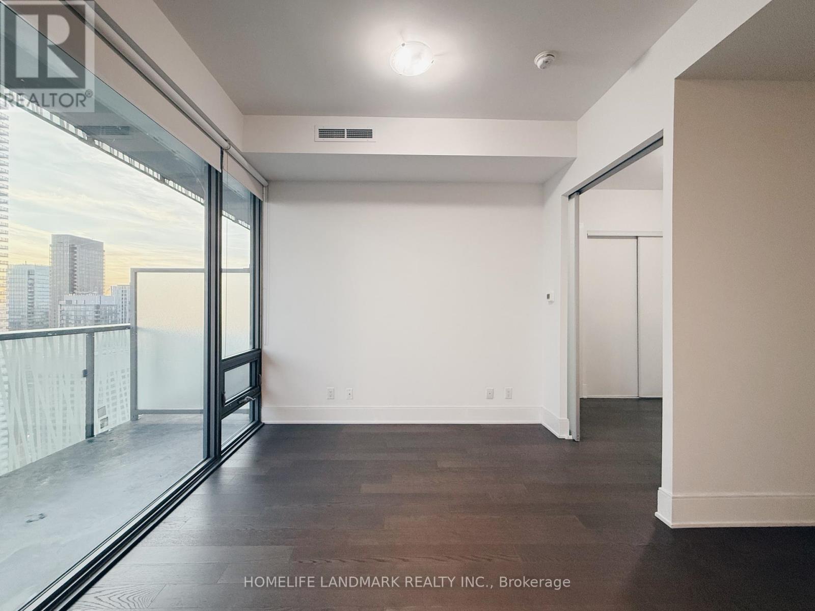 Lph5304 - 50 Charles Street E, Toronto, Ontario  M4Y 0C3 - Photo 2 - C12632748