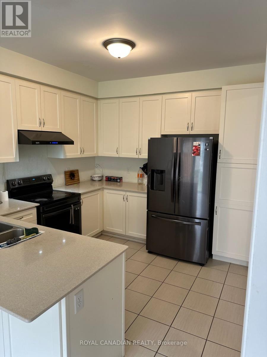 Upper - 3 Bushwood Trail, Brampton, Ontario  L7A 5J7 - Photo 5 - W12632734