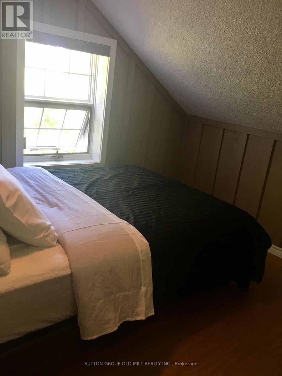 124 Bruce Street S, Blue Mountains, Ontario  N0H 2P0 - Photo 11 - X12632736