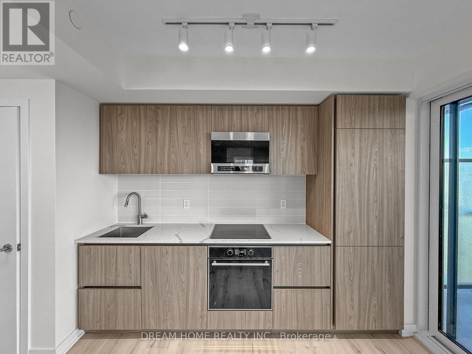 1002 - 120 Broadway Avenue, Toronto, Ontario  M4P 0E9 - Photo 9 - C12587934