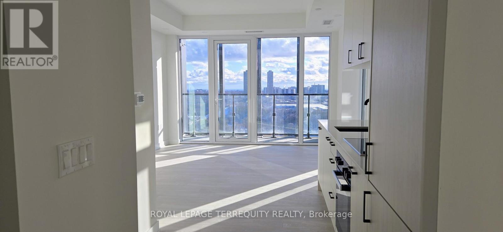 1814 - 1 Quarrington Lane, Toronto, Ontario  M3C 0S4 - Photo 1 - C12632754