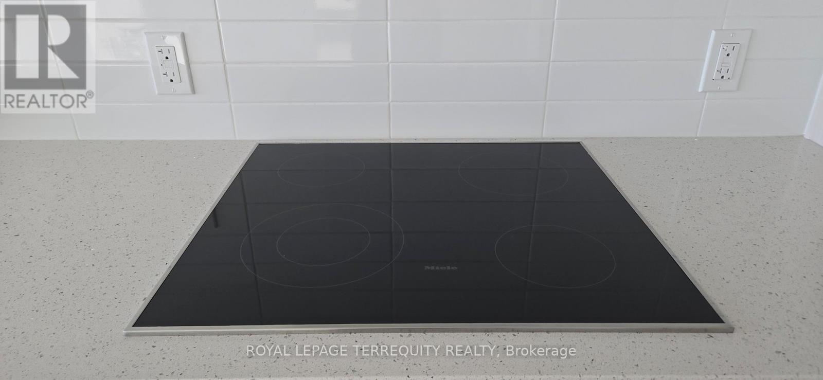 1814 - 1 Quarrington Lane, Toronto, Ontario  M3C 0S4 - Photo 13 - C12632754