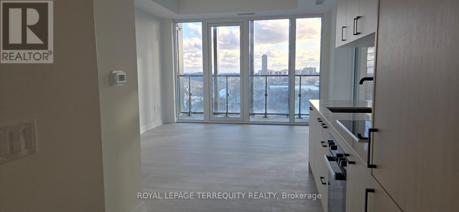 1814 - 1 Quarrington Lane, Toronto, Ontario  M3C 0S4 - Photo 5 - C12632754