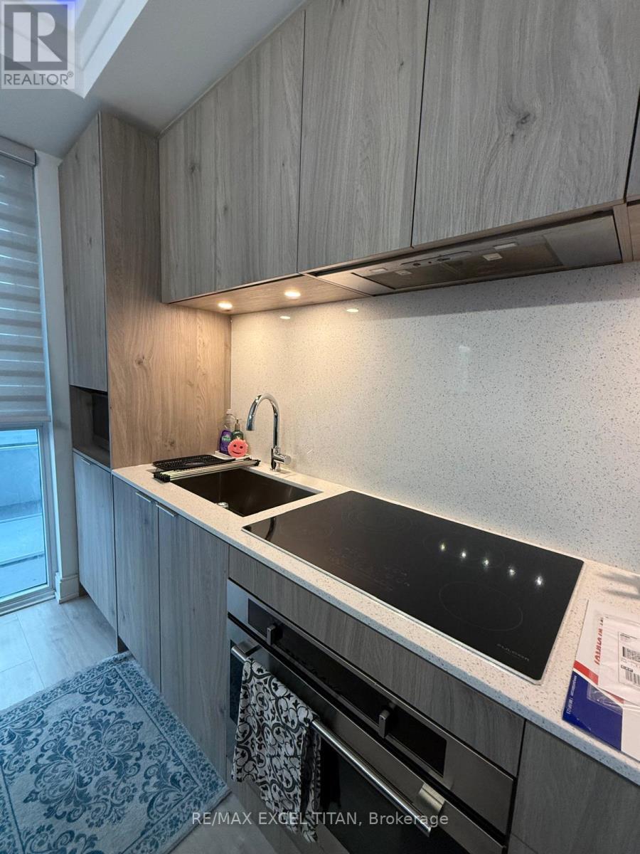 906 - 65 Annie Craig Drive, Toronto, Ontario  M8V 0C4 - Photo 7 - W12606076