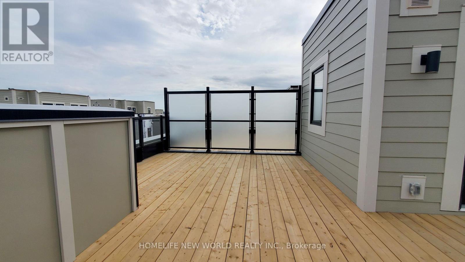 3 - 15 Lytham Green Circle, Newmarket, Ontario  L3Y 0H3 - Photo 22 - N12632752