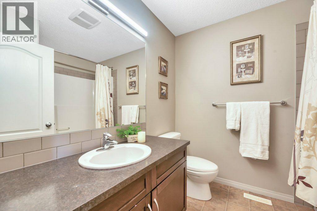 32 Copperpond Heights Se, Calgary, Alberta  T2Z 0X3 - Photo 29 - A2267375