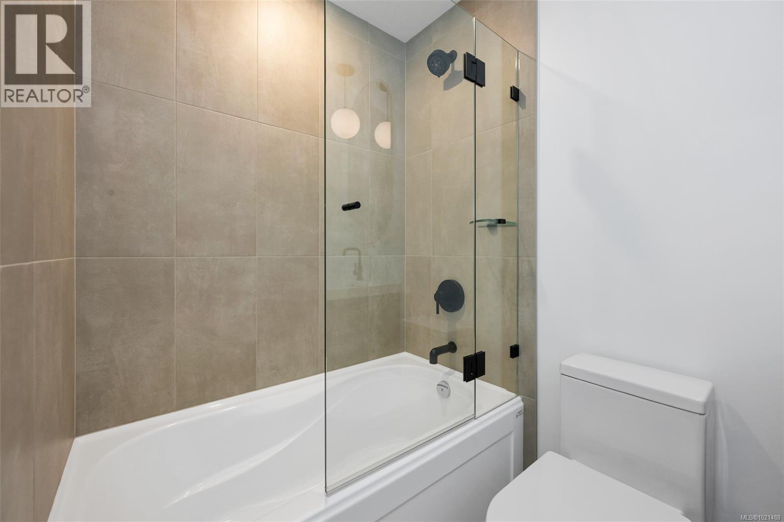 1041 Hulford St, Saanich, British Columbia  V8X 3B5 - Photo 25 - 1021488