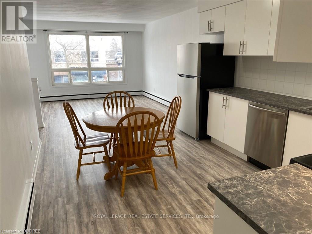 Second Floor - 385 Kerr Street, Oakville, Ontario  L6K 3B9 - Photo 2 - W12632776