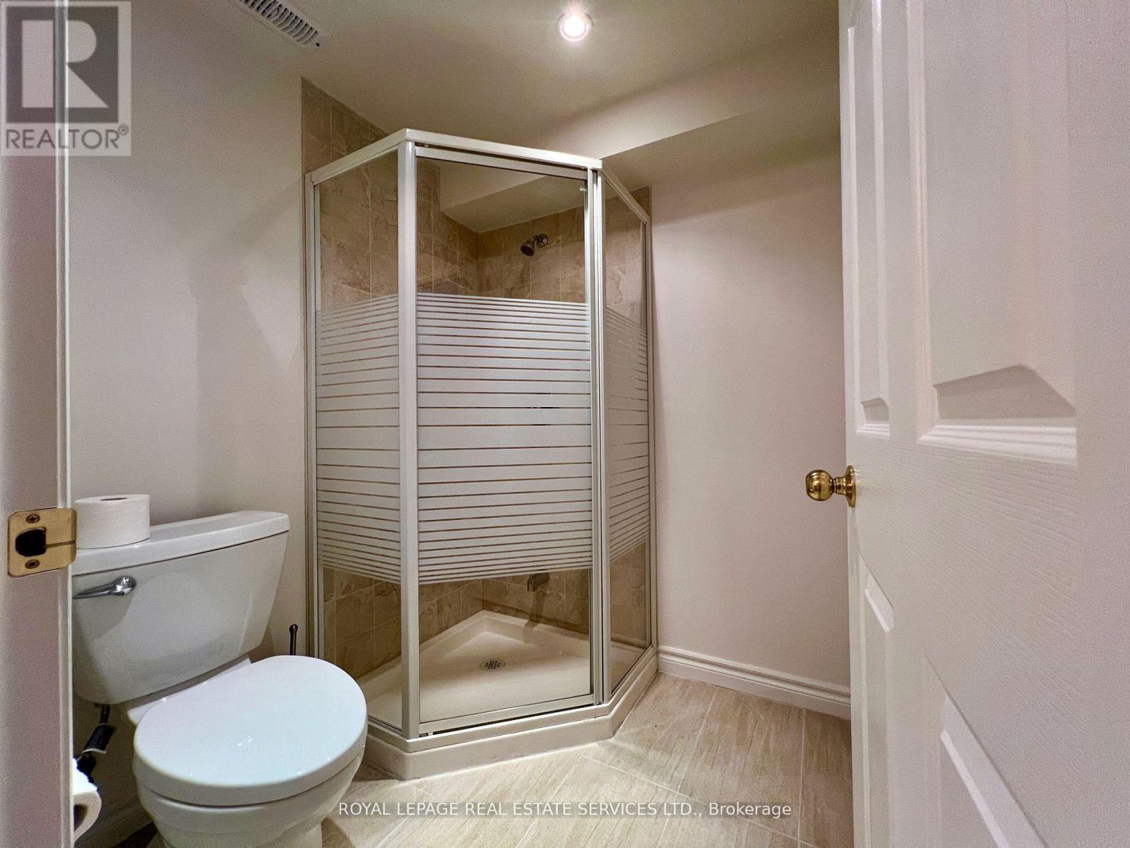 1450 Greenbriar Drive, Oakville, Ontario  L6M 1Z3 - Photo 18 - W12632780