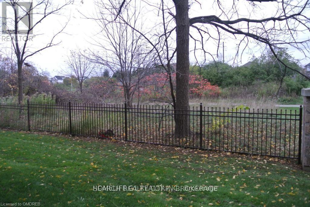 103 - 1490 Bishops Gate, Oakville, Ontario  L6M 4N3 - Photo 11 - W12632078