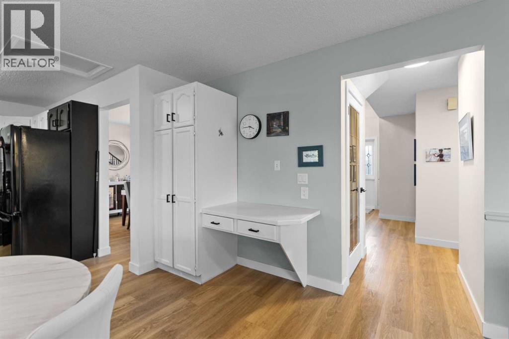 104 Hampshire Close Nw, Calgary, Alberta  T3A 4X9 - Photo 13 - A2267985