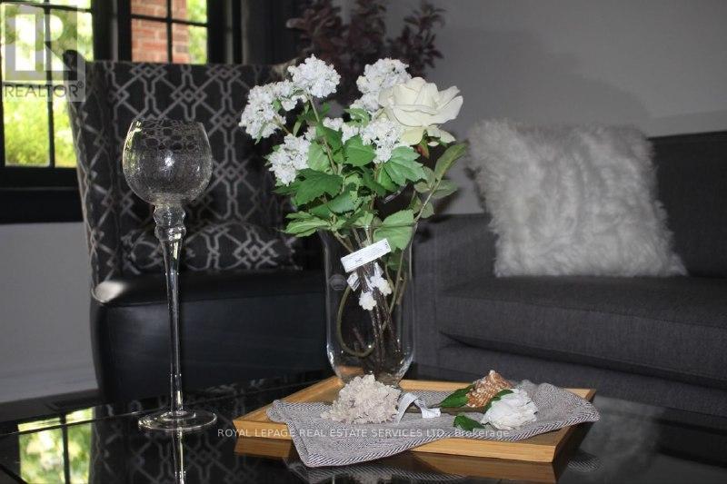 50 Sherwood Avenue, Toronto, Ontario  M4P 2A7 - Photo 2 - C12632814