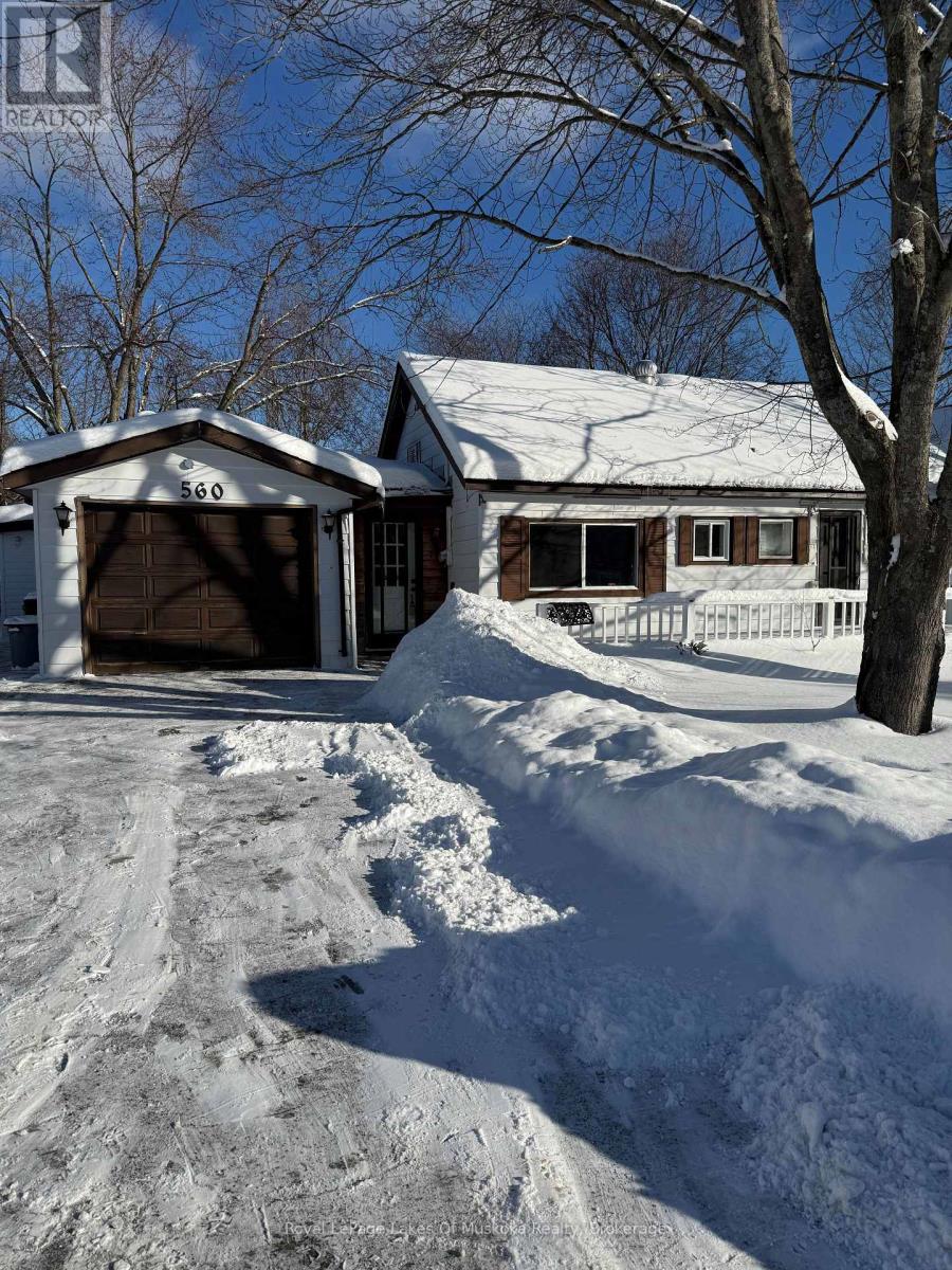 560 John Street N, Gravenhurst (Muskoka (S)), Ontario  P1P 1G2 - Photo 16 - X12630564