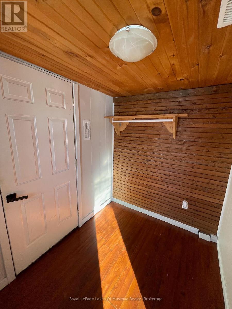 560 John Street N, Gravenhurst (Muskoka (S)), Ontario  P1P 1G2 - Photo 22 - X12630564