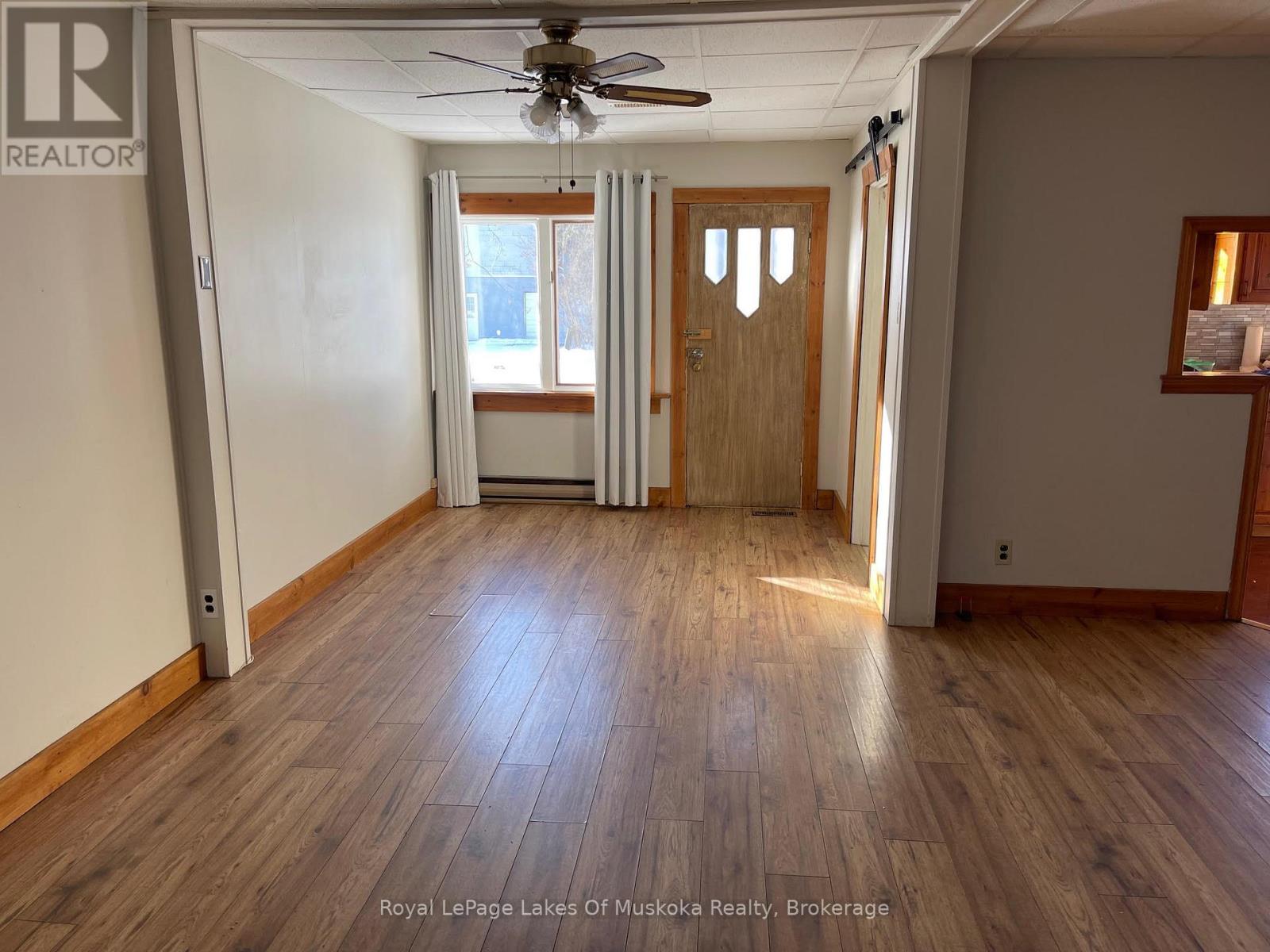 560 John Street N, Gravenhurst (Muskoka (S)), Ontario  P1P 1G2 - Photo 18 - X12630564