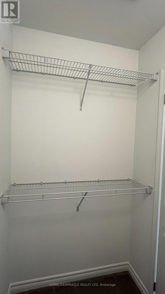 17 Canterhome Street, Kitchener, Ontario  N2R 0V2 - Photo 17 - X12630594