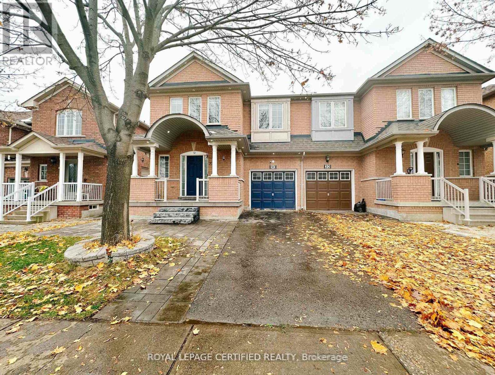 30 Lucerne Drive, Vaughan, Ontario  L4H 2Y2 - Photo 2 - N12632810