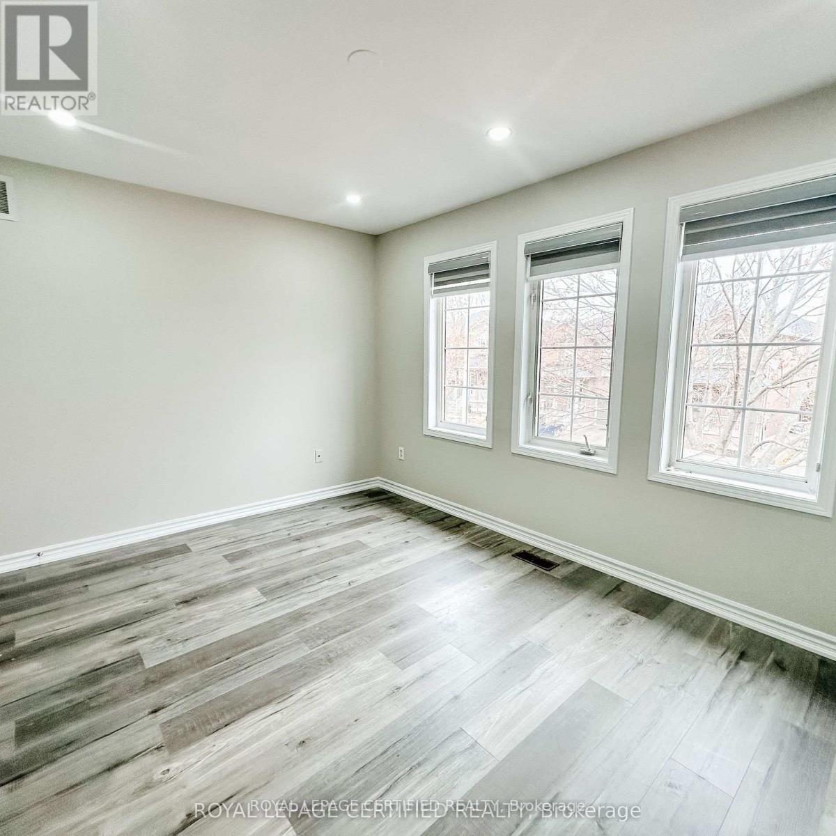 30 Lucerne Drive, Vaughan, Ontario  L4H 2Y2 - Photo 33 - N12632810