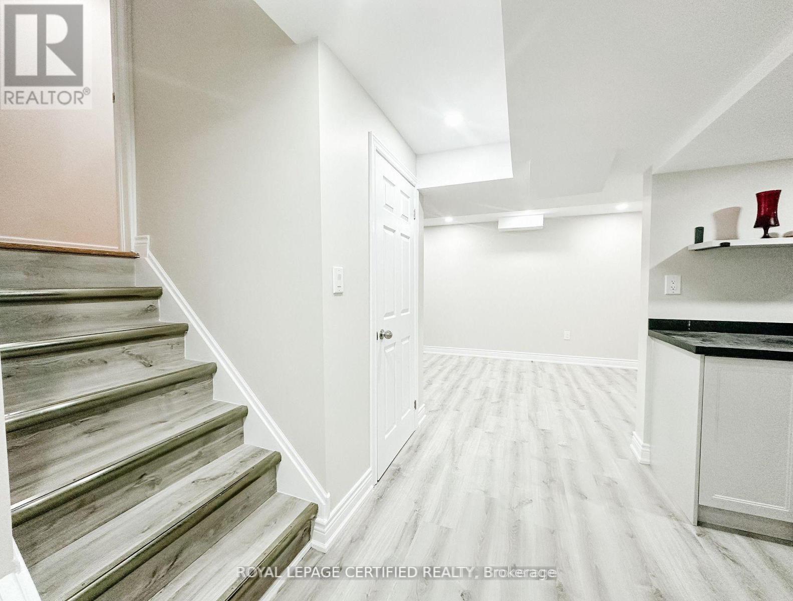 30 Lucerne Drive, Vaughan, Ontario  L4H 2Y2 - Photo 43 - N12632810