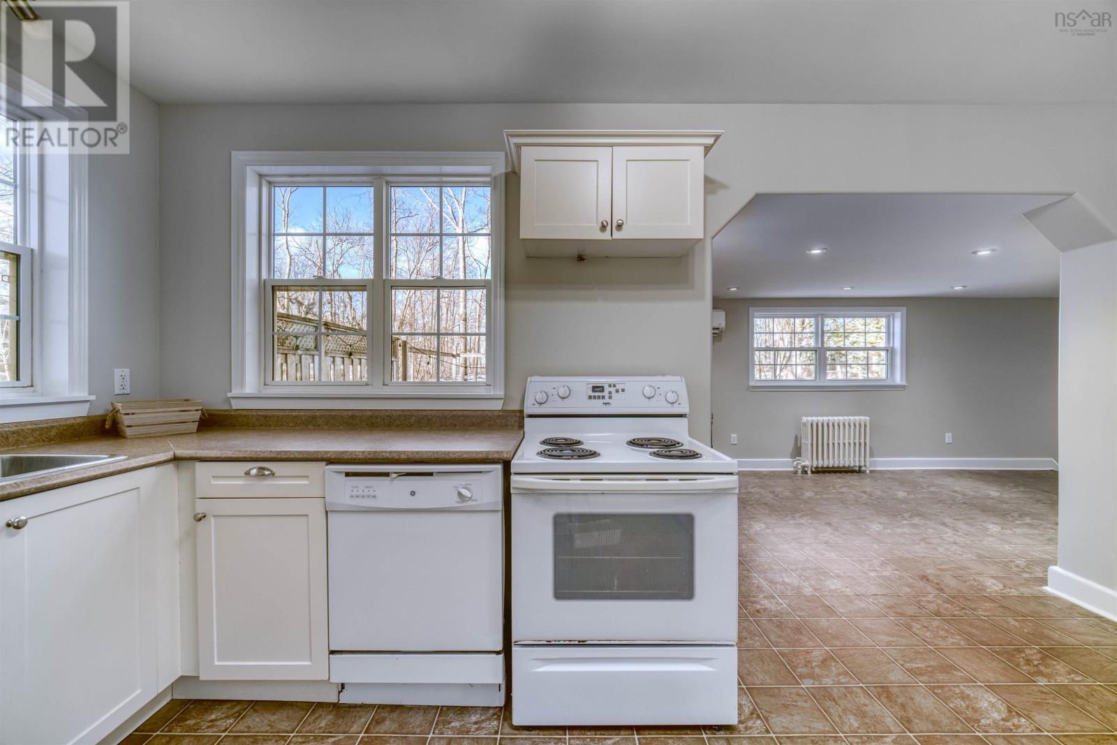 68 Cottage Street, Pictou, Nova Scotia  B0K 1H0 - Photo 10 - 202529427