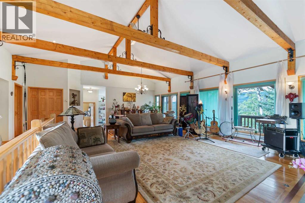 11 Black Bear Lane, Rural Foothills County, Alberta T0L 0K0 - Photo 8 - A2251872