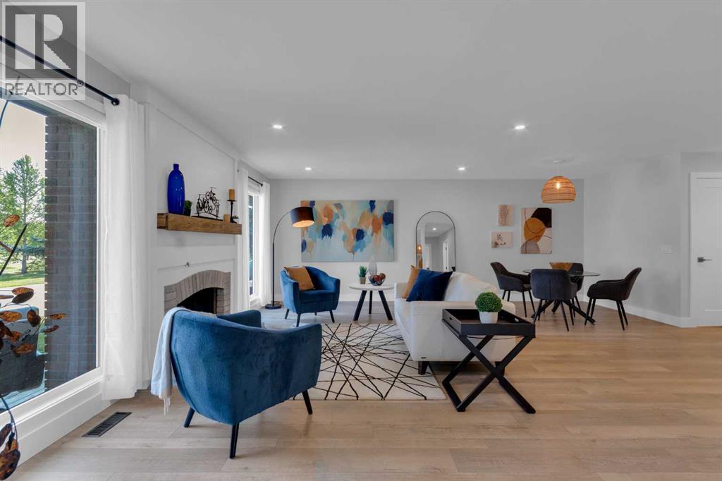 39 Midpark Close Se, Calgary, Alberta  T2X 1N9 - Photo 2 - A2269907