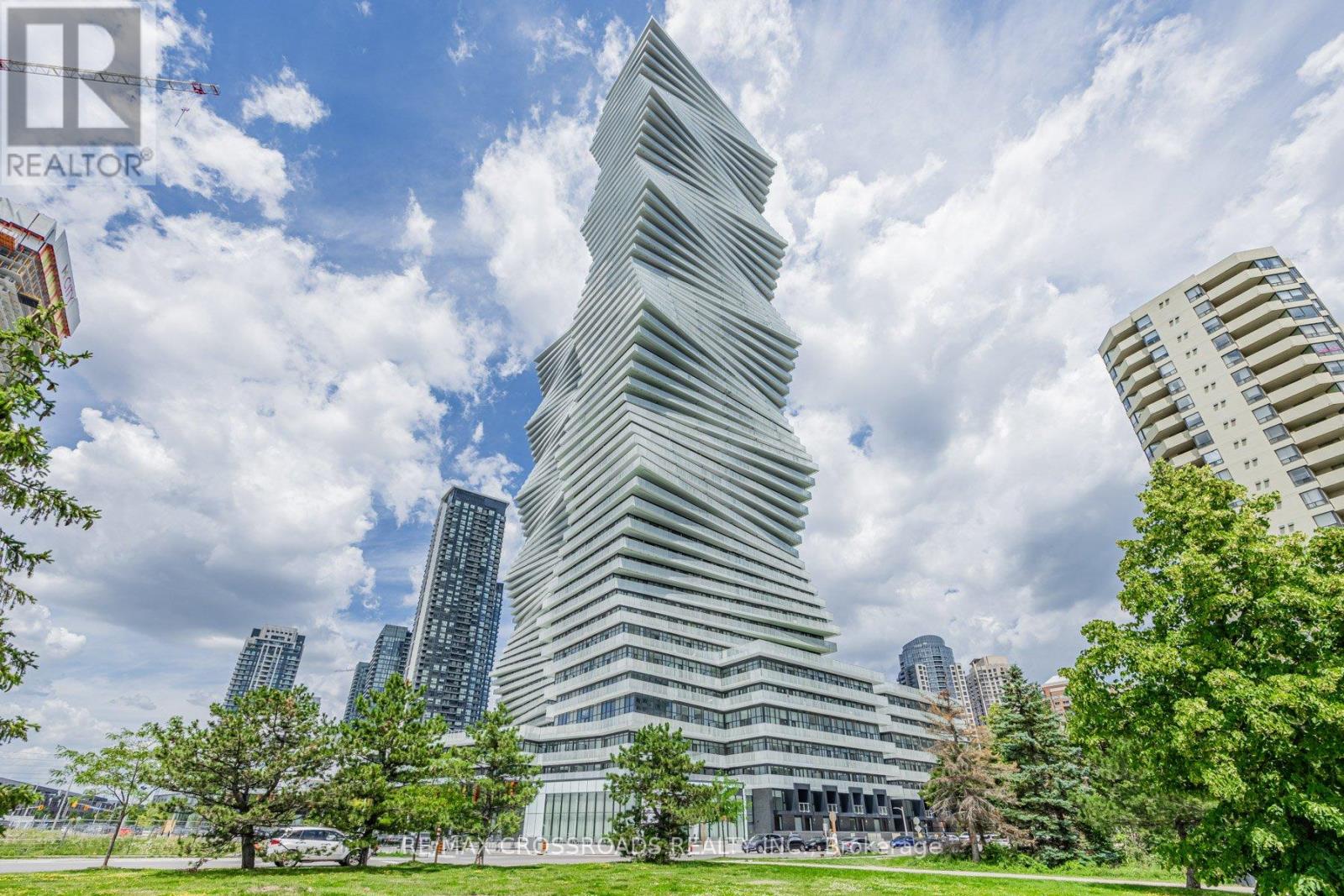 1804 - 3883 Quartz Road, Mississauga, Ontario  L5B 0M4 - Photo 3 - W12632812