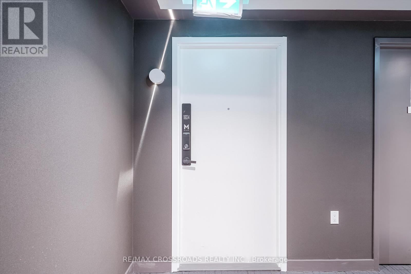 1804 - 3883 Quartz Road, Mississauga, Ontario  L5B 0M4 - Photo 5 - W12632812