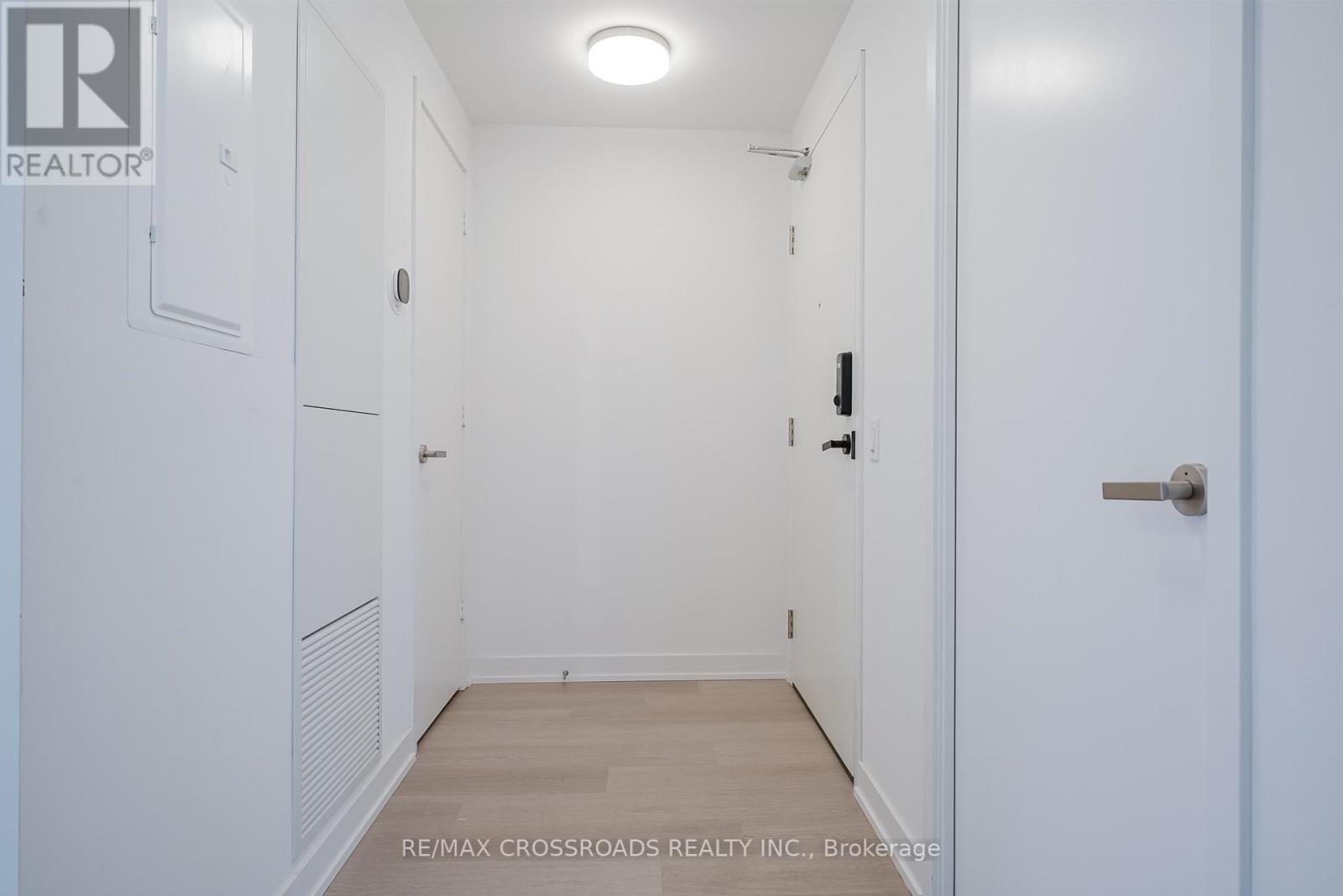 1804 - 3883 Quartz Road, Mississauga, Ontario  L5B 0M4 - Photo 6 - W12632812