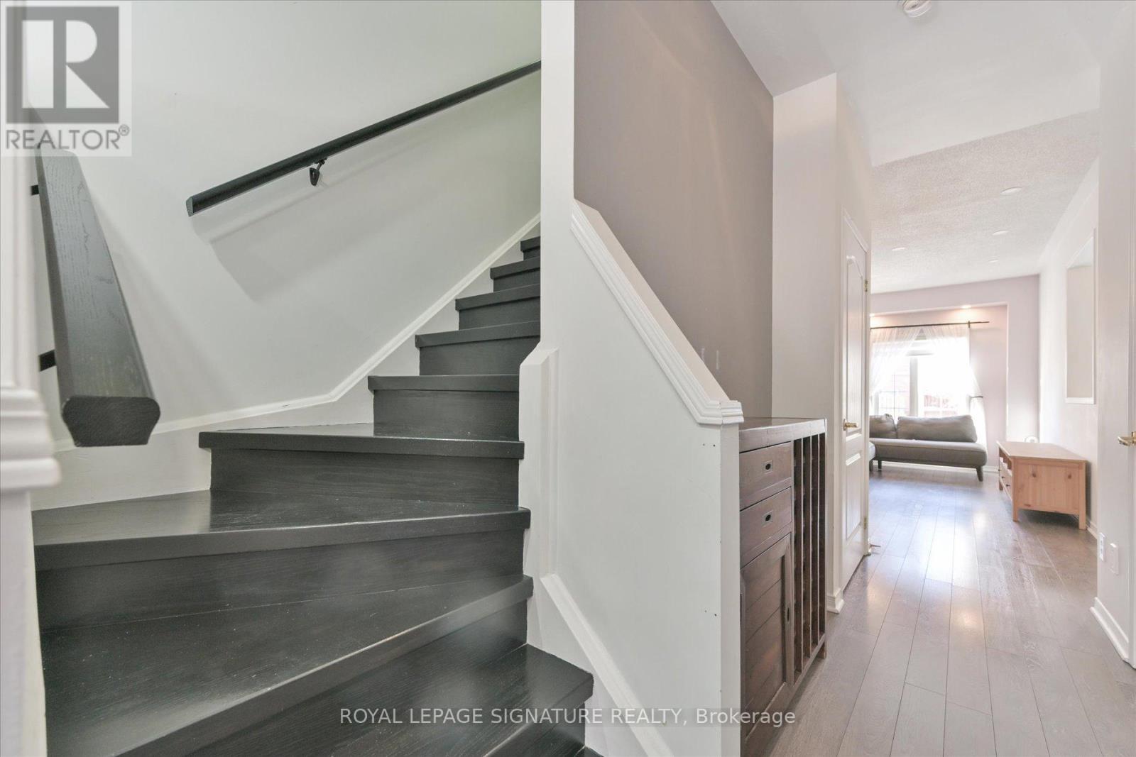 11 - 435 Hensal Circle, Mississauga, Ontario  L5A 4P1 - Photo 19 - W12632816