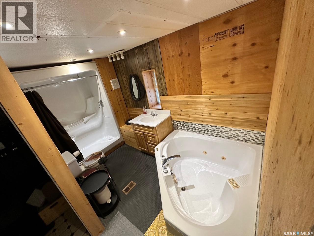 Salmond Acres, Hudson Bay Rm No. 394, Saskatchewan  S0E 0Y0 - Photo 7 - SK025620