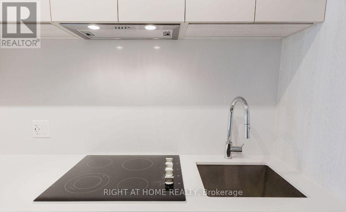 1512 - 1 Jarvis Street, Hamilton, Ontario  L8R 3J2 - Photo 14 - X12632800