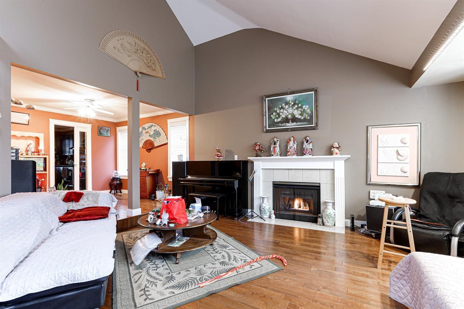 9420 157 Street, Surrey, British Columbia  V4N 3B5 - Photo 5 - R3073612