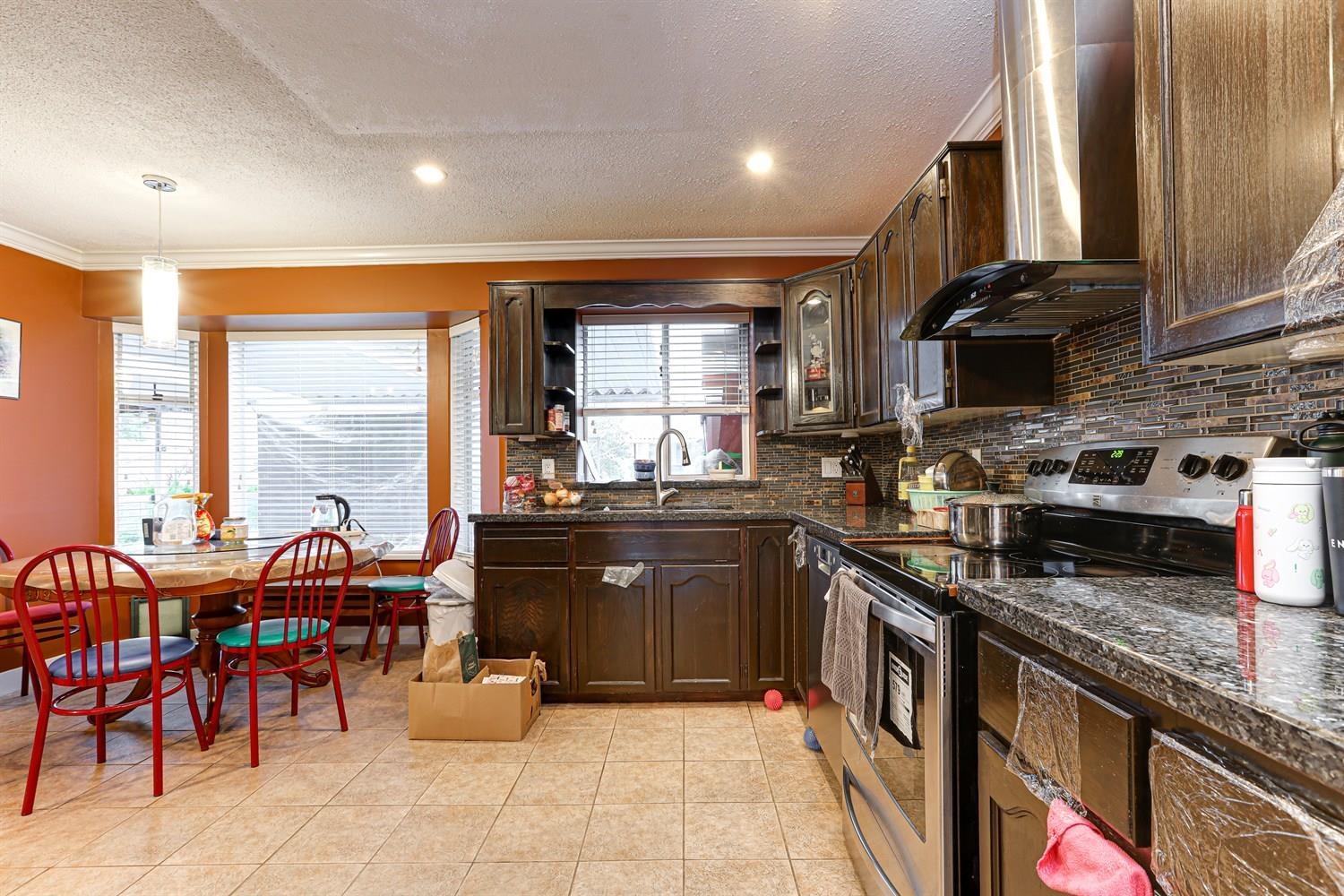 9420 157 Street, Surrey, British Columbia  V4N 3B5 - Photo 9 - R3073612