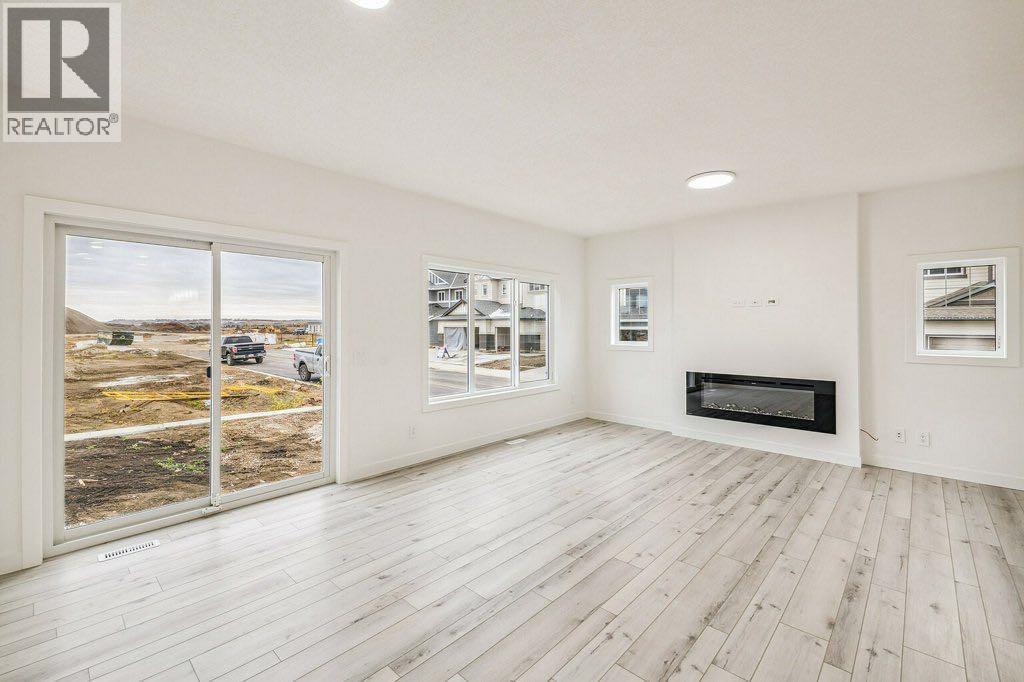 39 Legacy Glen Heights Se, Calgary, Alberta T2X 5Z6 - Photo 13 - A2254315