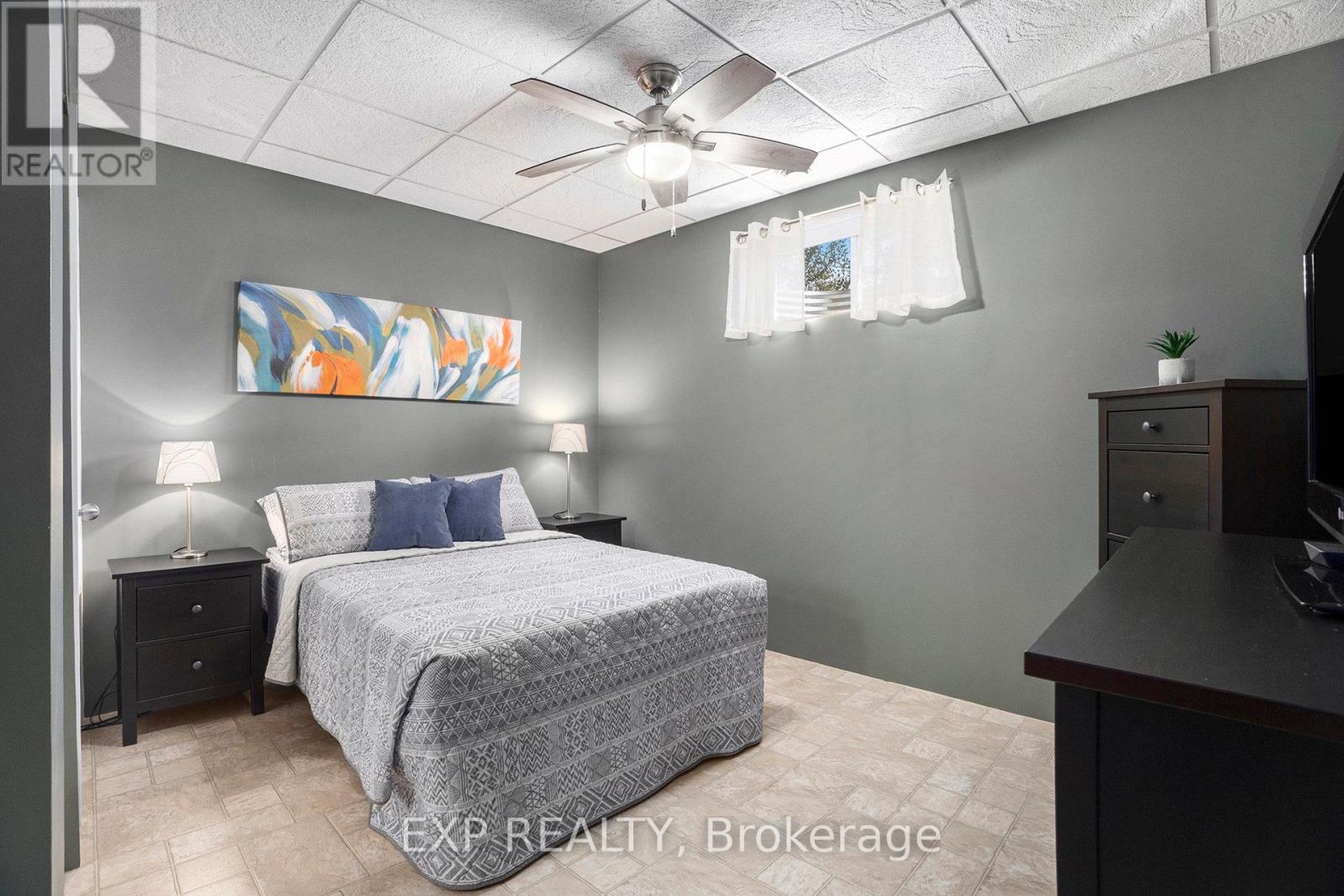 2003 Farisita Drive, Ottawa, Ontario  K0A 3H0 - Photo 26 - X12462674