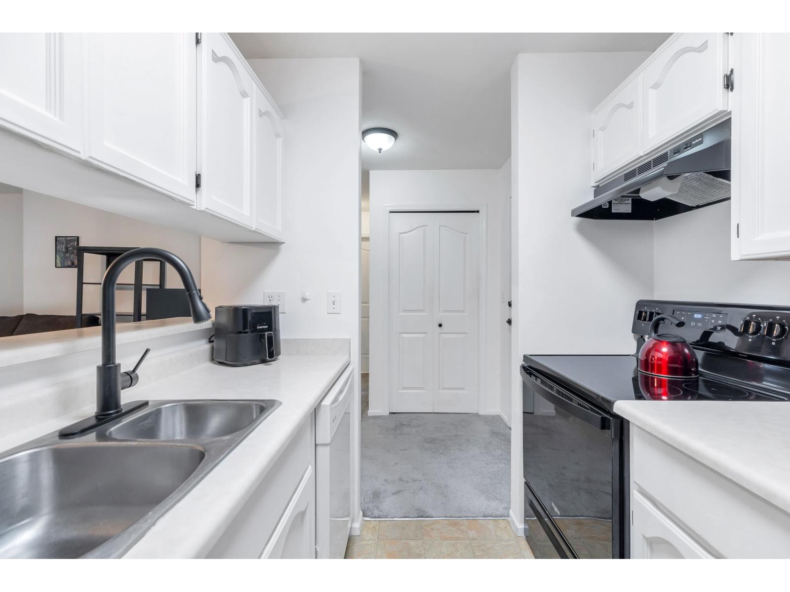 211 2239 152 Street, Surrey, British Columbia  V4A 4P1 - Photo 13 - R3061986