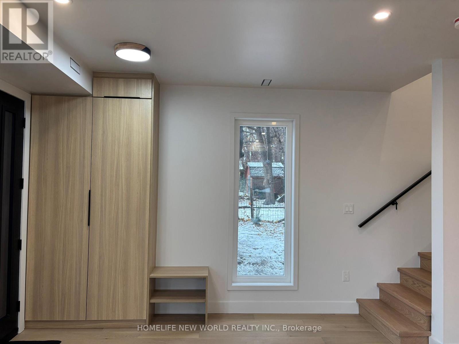 19 Rensburg Drive, Toronto, Ontario  M1K 3A2 - Photo 4 - E12632826