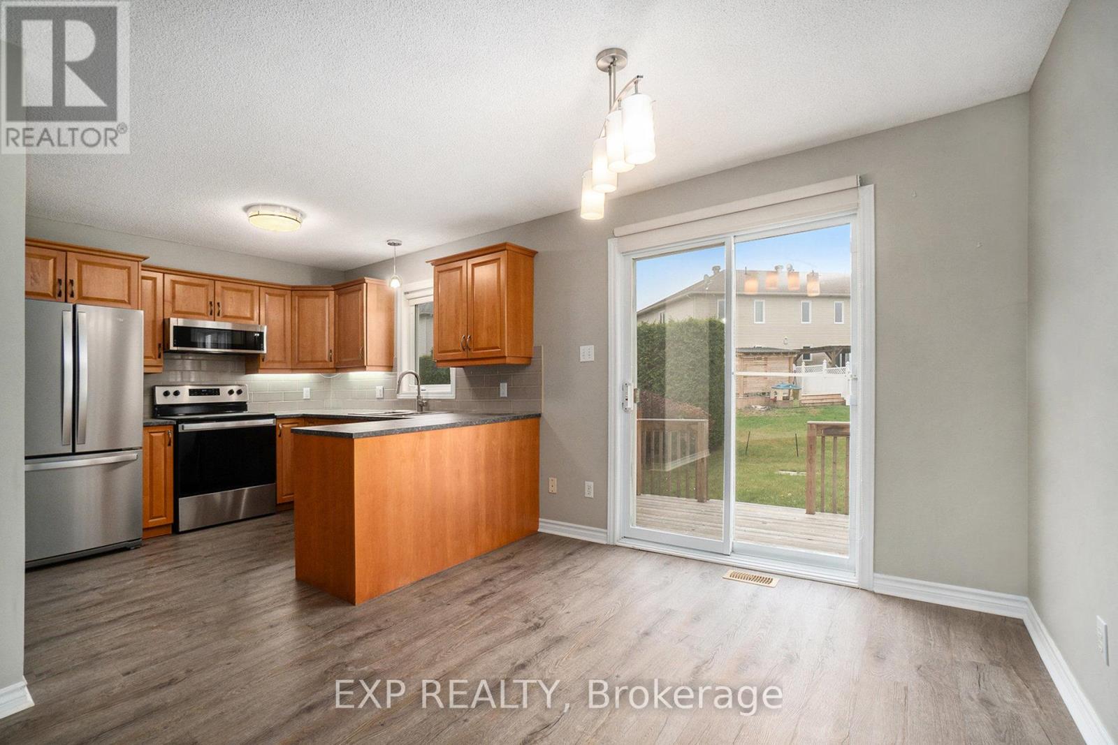 67 Lafleche Boulevard, Casselman, Ontario  K0A 1M0 - Photo 7 - X12585640